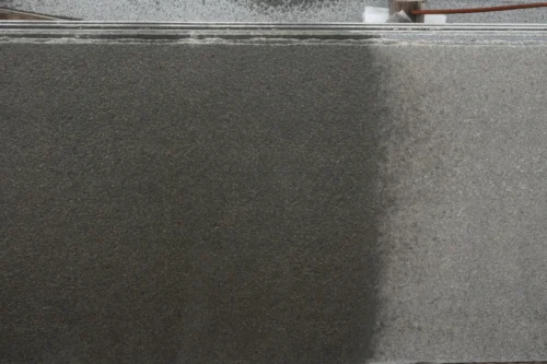 BAZALT CZARNY PŁOMIENIOWANY